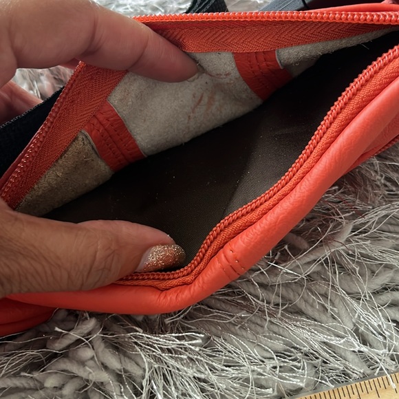NWOT | Orange Top Grain LEATHER waist Bag | Fanny Pack Crossbody Active Bag Gym - Picture 5 of 6